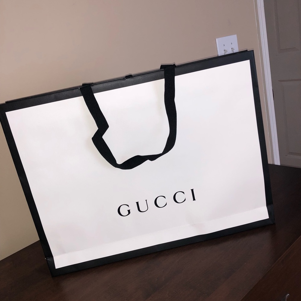 Gucci Paper Bag Medium